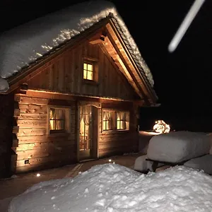  Chalet Alpine
